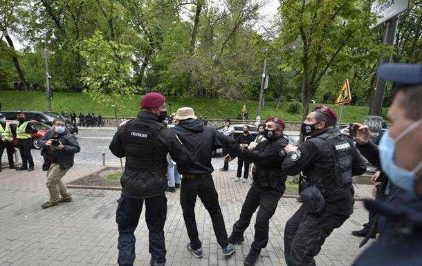 На акции ЛГБТ в Киеве задержали восемь человек