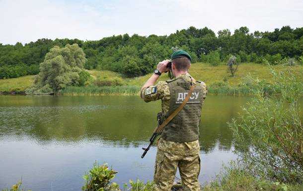 Украинец прыгнул с моста в реку и был отнесен течением в Венгрию
