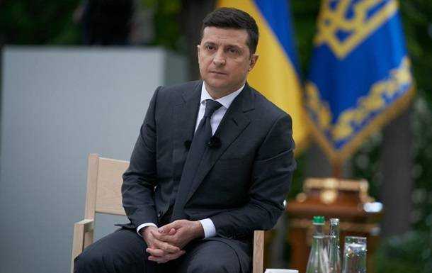 Зеленский пообещал медикам повышение зарплат