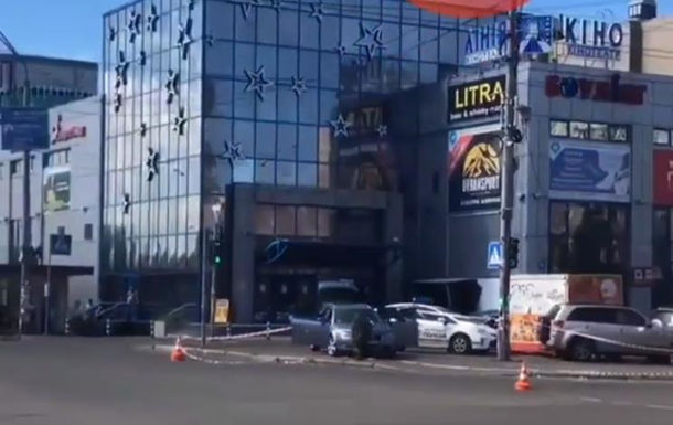 В Киеве заминировали автомобиль