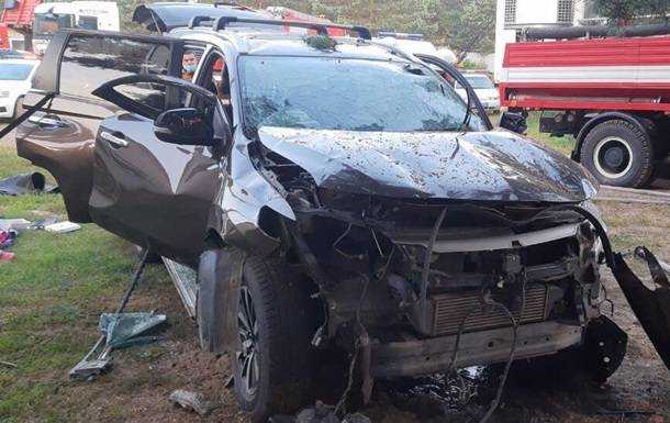 На Львовщине при взрыве во внедорожнике погиб мужчина