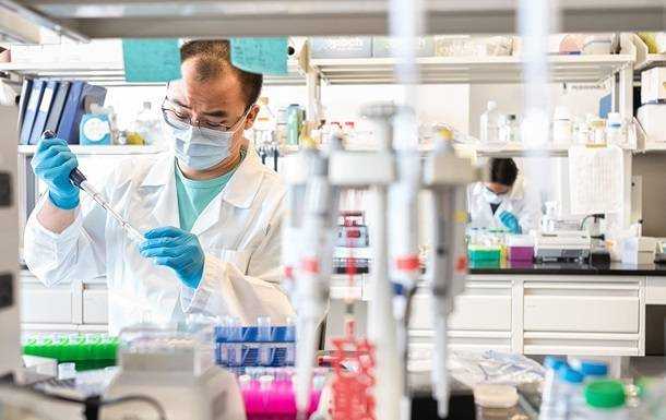 Британия заказала 60 млн доз вакцины от коронавируса