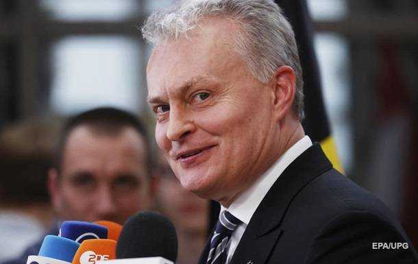 Президент Литвы отказался считать Лукашенко легитимным