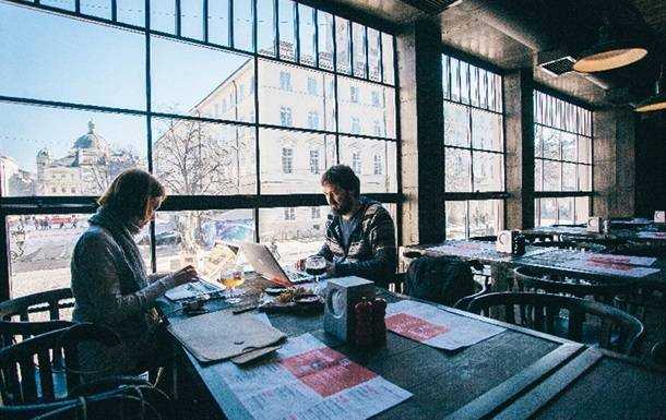 Степанов озвучил правила работы ресторанов и кафе в карантин