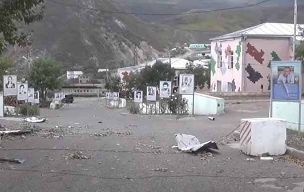 Азербайджан показал видео из занятых поселков