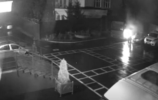 В Минске бросили коктейли Молотова во двор РУВД