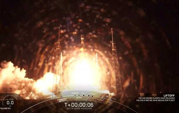 SpaceX запустила новейший военный GPS-спутник