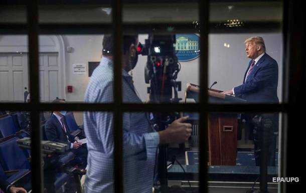 Телеканалы США оборвали выступление Трампа из-за "лжи"