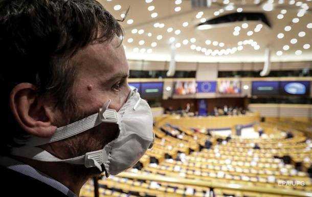 В Европарламенте выявили сотни случаев коронавируса