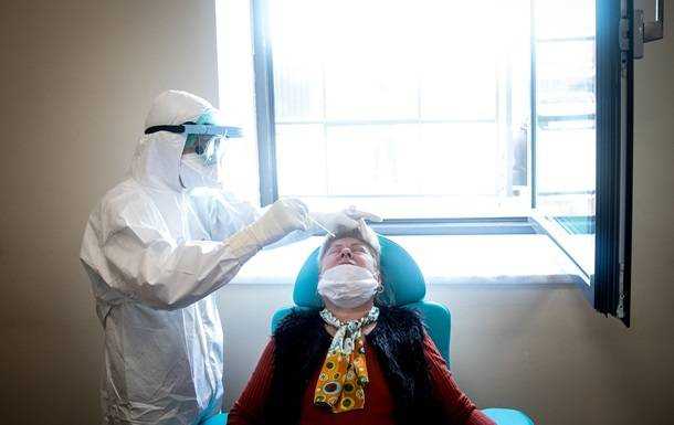 Шмыгаль: больные COVID-19 украинцы должны лечиться бесплатно