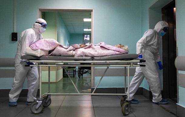 На Сумщине перед входом в больницу умерла женщина