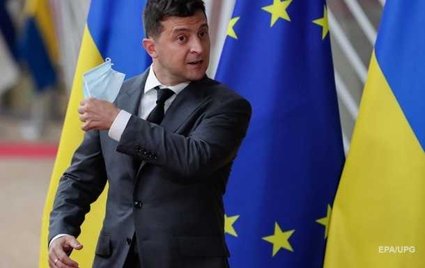 Зеленский вернулся к работе после выздоровления