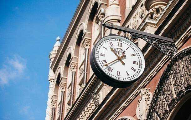 Курсы валют на 30 ноября: гривна ускорила падение