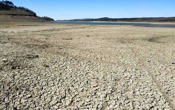 В Крыму собрались брать воду из водопадов