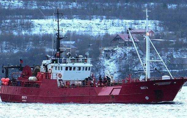 В Баренцевом море затонуло судно, погиб почти весь экипаж