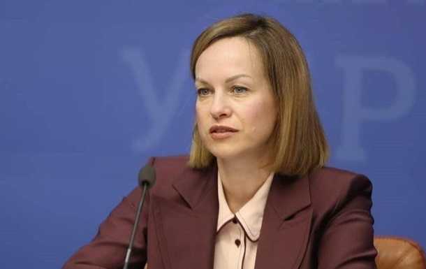 Кабмин упростит процедуру выплат помощи семьям умерших от COVID медиков
