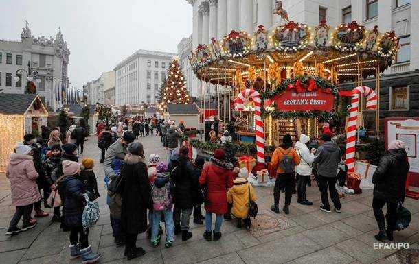 МОЗ ждет всплеск COVID-19, несмотря на локдаун