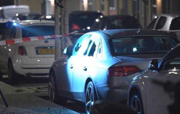Мощный взрыв в Роттердаме: повреждены дома и авто