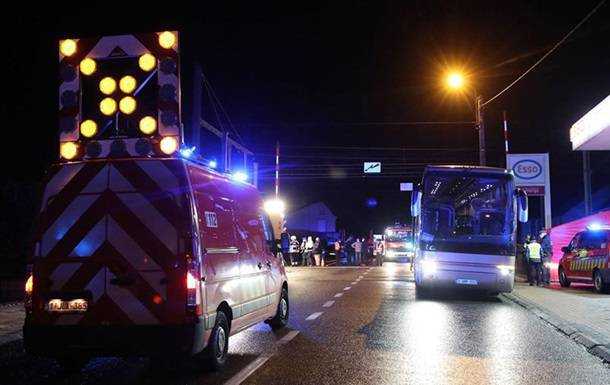 В Бельгии поезд столкнулся с автомобилем, погибли люди