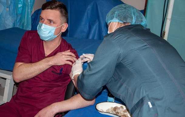 Вакцинація в Україні: відомо про випадки побічних реакцій