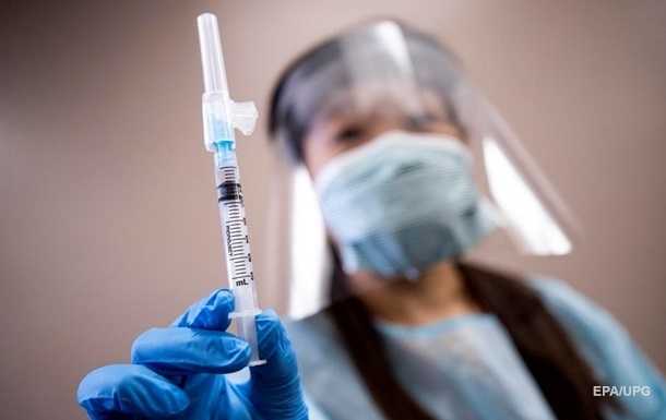 В Ізраїлі першу дозу COVID-вакцини отримали 50% населення