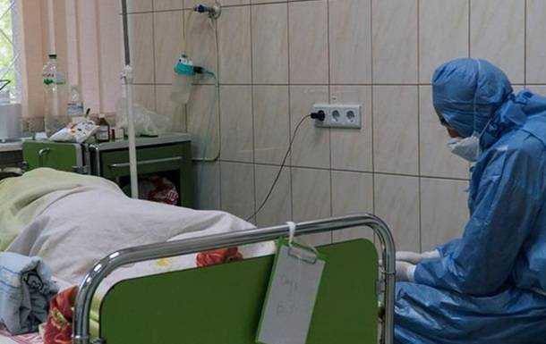У Дніпрі хворий з коронавірусом намагався перерізати собі горло