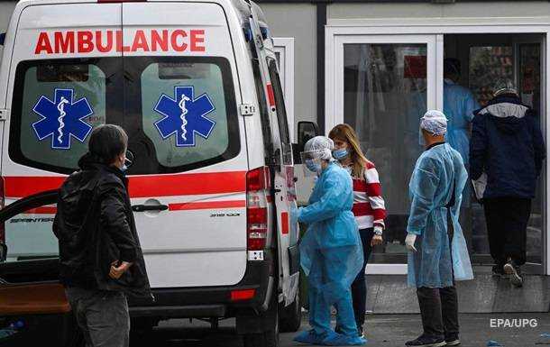 В Одеській області дівчинка від голоду їла побілку зі стін