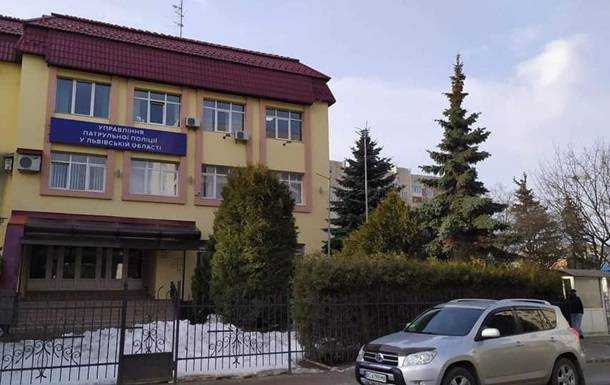У Львові застрелився патрульний