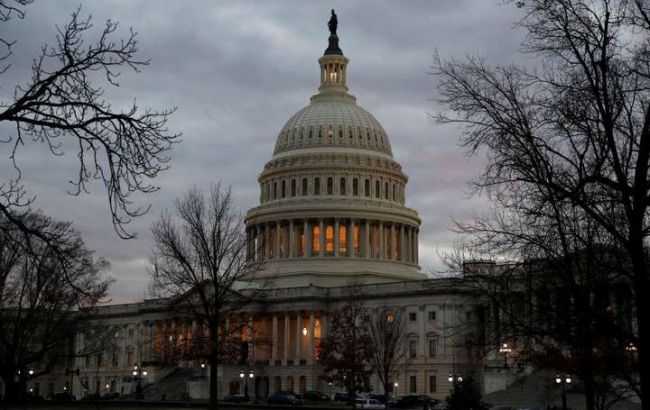 Конгресс США принял оборонный бюджет с военной помощью для Украины