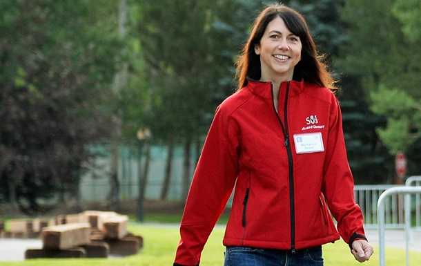 Колишня дружина Безоса вийшла заміж за шкільного вчителя
