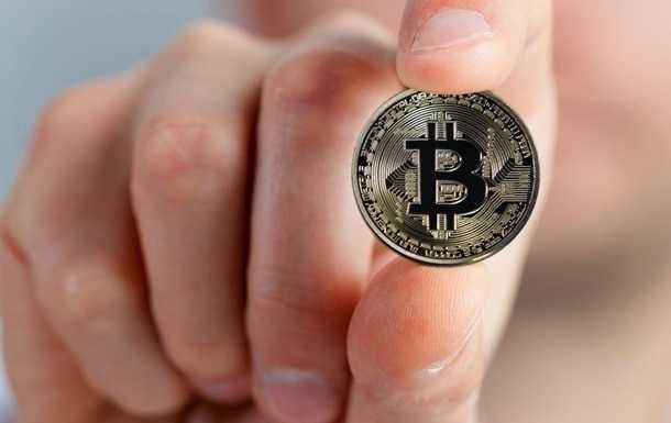 Капіталізація біткоїна знову перевищила $1 трлн