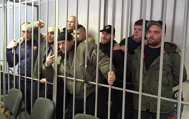 Двох колишніх бійців Торнадо суд звільнив з-під варти