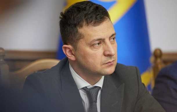 Зеленський підписав закон про зняття відповідальності з виробників вакцин