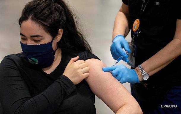 В Україні за добу щепили 1,2 тисячі осіб