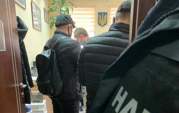 НАБУ затримало адвокатів на великому хабарі для судді ОАСК