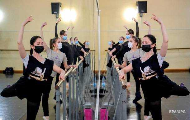 В Україні червона зона карантину змістилася на схід