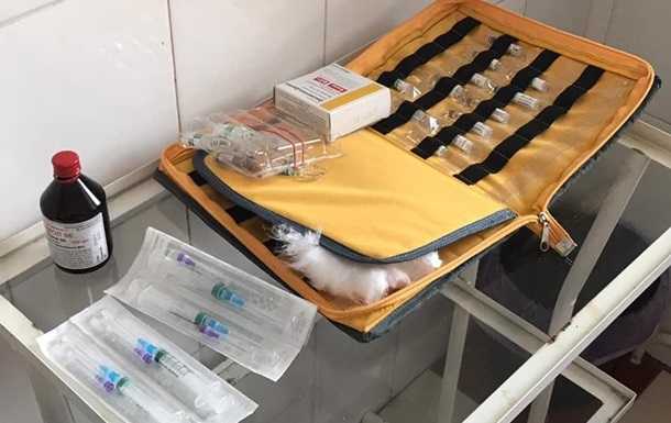 Щеплень Pfizer зробили менш як 400 за добу