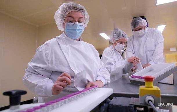 Глава МОЗ розповів кого вакцинують Pfizer