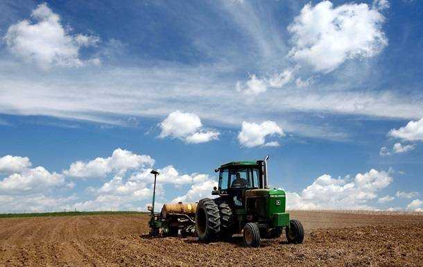 Кабмін очікує продажу 1,5 млн га землі в рік