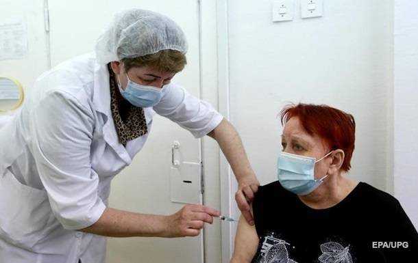 Друге COVID-щеплення отримали 70 тисяч українців