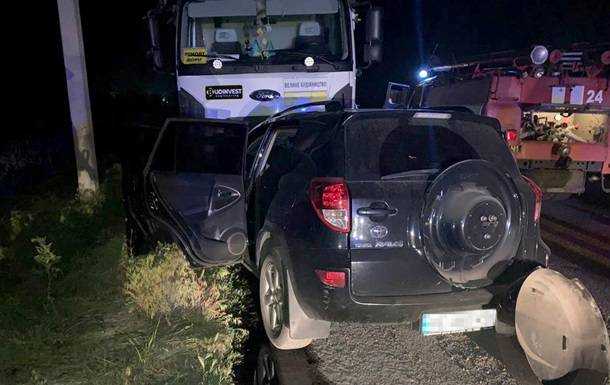 У Дніпропетровській області чотири людини загинули в ДТП з самоскидом