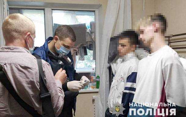 Знімали і поширювали дитяче порно: поліція викрила 47 осіб