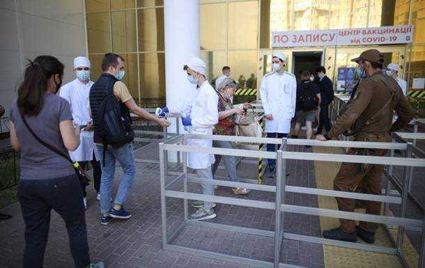 Вакцина Pfizer буде доступна всім українцям