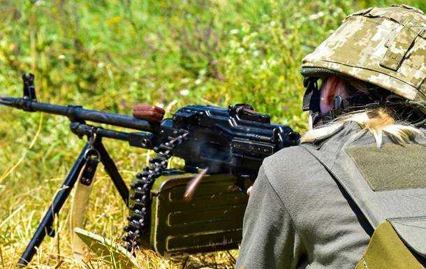 Доба в зоні ООС: 13 обстрілів, є поранені