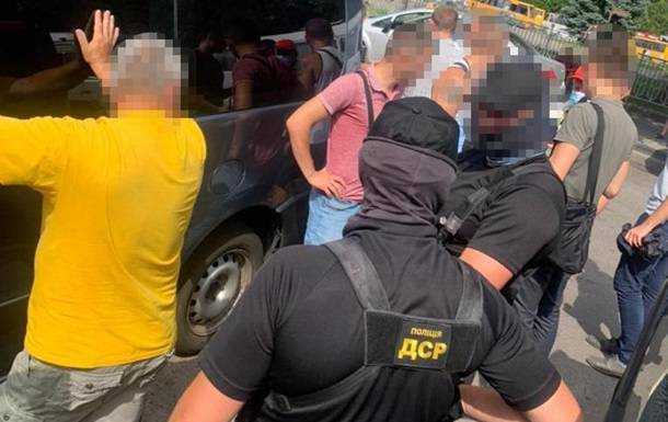 У Рівному затримали на хабарі професора Медичної академії