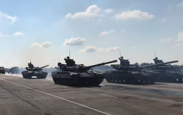 Опубліковано відео репетиції військового параду