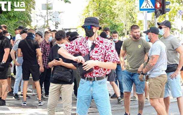 На ЛГБТ-акції під Офісом президента сталися сутички