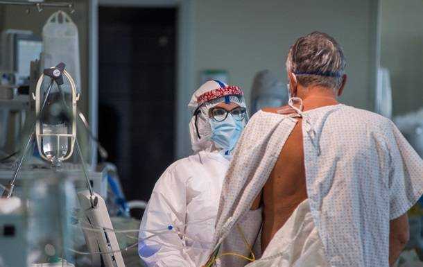 У літніх людей, що перехворіли на COVID-19, виявили зміни мозку