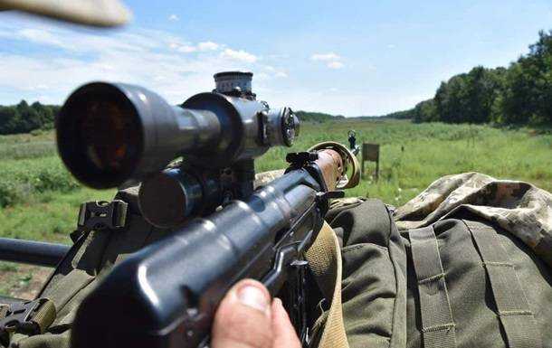 За добу в ООС п'ять обстрілів, є поранений