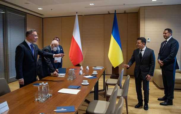 Зеленський зустрівся з Дудою і Мішелем
